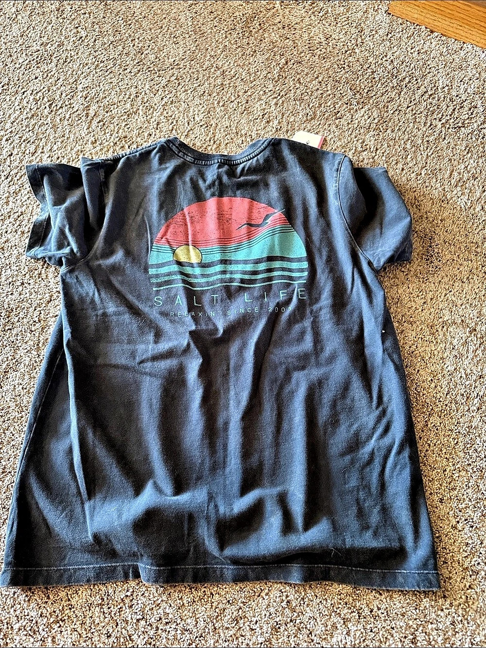 Salt Life Live Salty graphic tee Gray women’s XL
